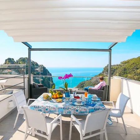 Vakantiehuis Admiring Amalfi Scala