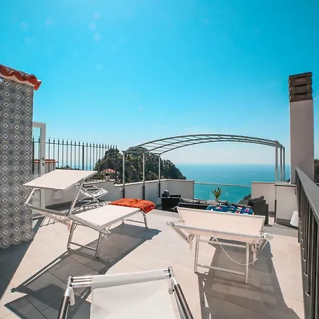 Admiring Amalfi Vakantiehuis *