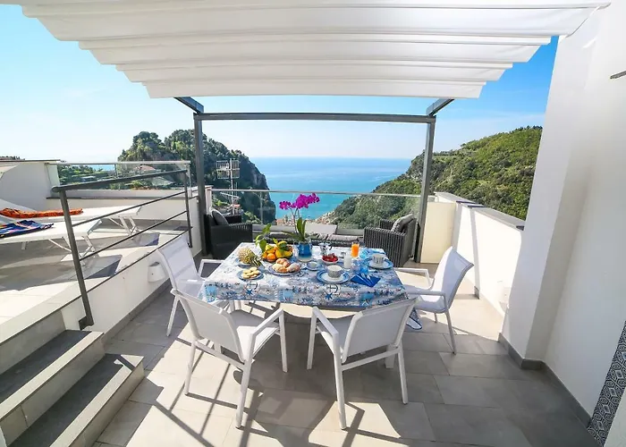 Admiring Amalfi Holiday home Scala